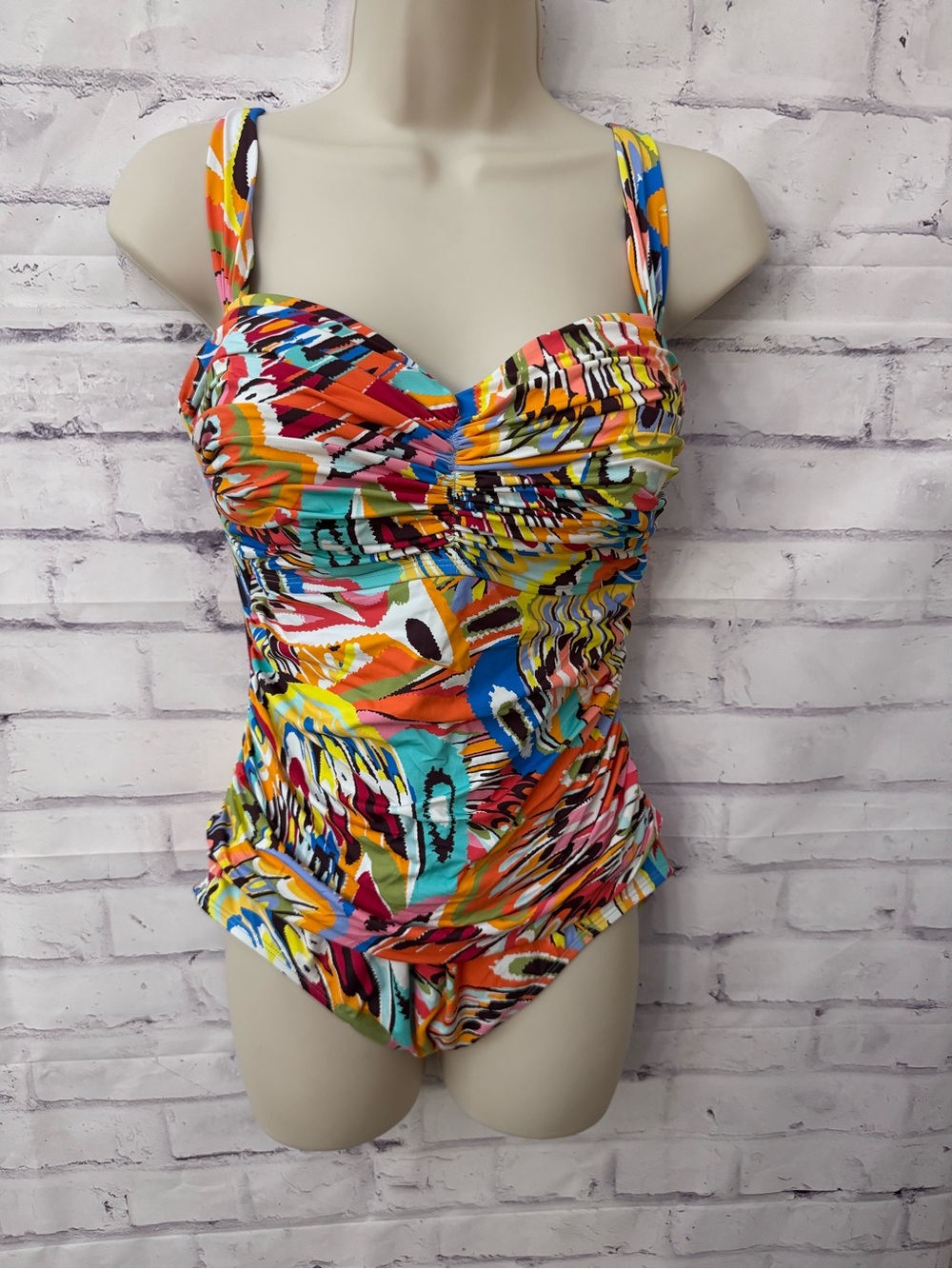 Bleu By Rod Beattie 12 Break The Mold One Peice Swimsuit Abstract Slimming